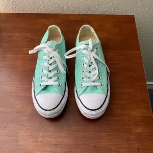 Mint green converse